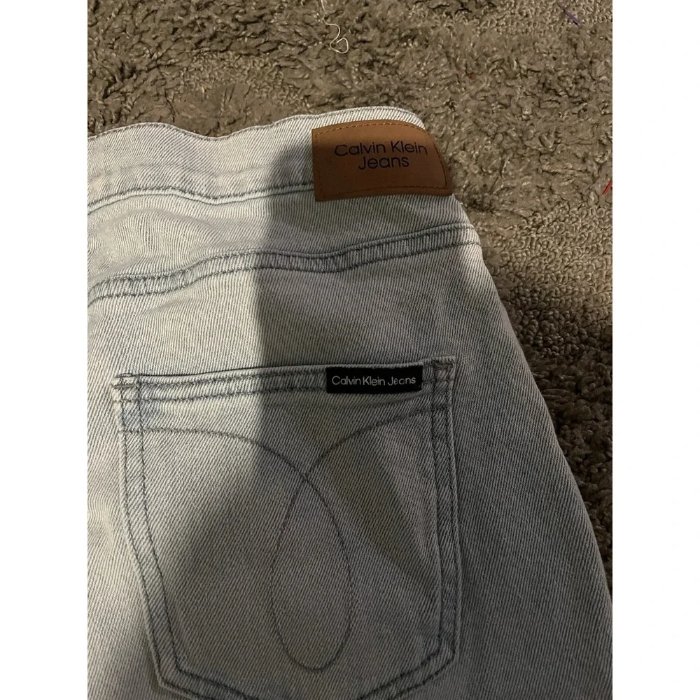 Calvin Klein Distressed Light Wash Jeans with Frayed Hem Size 14 - Picture 6 of 6